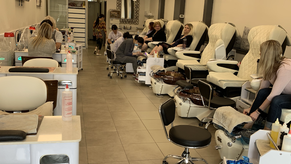 Haileys Paradise Nails & Spa | 523 Woodpark Blvd SW #4, Calgary, AB T2W 4J3, Canada | Phone: (403) 238-8679