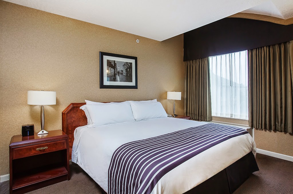 Sandman Hotel Victoria | 2852 Douglas St, Victoria, BC V8T 4M5, Canada | Phone: (250) 388-0788