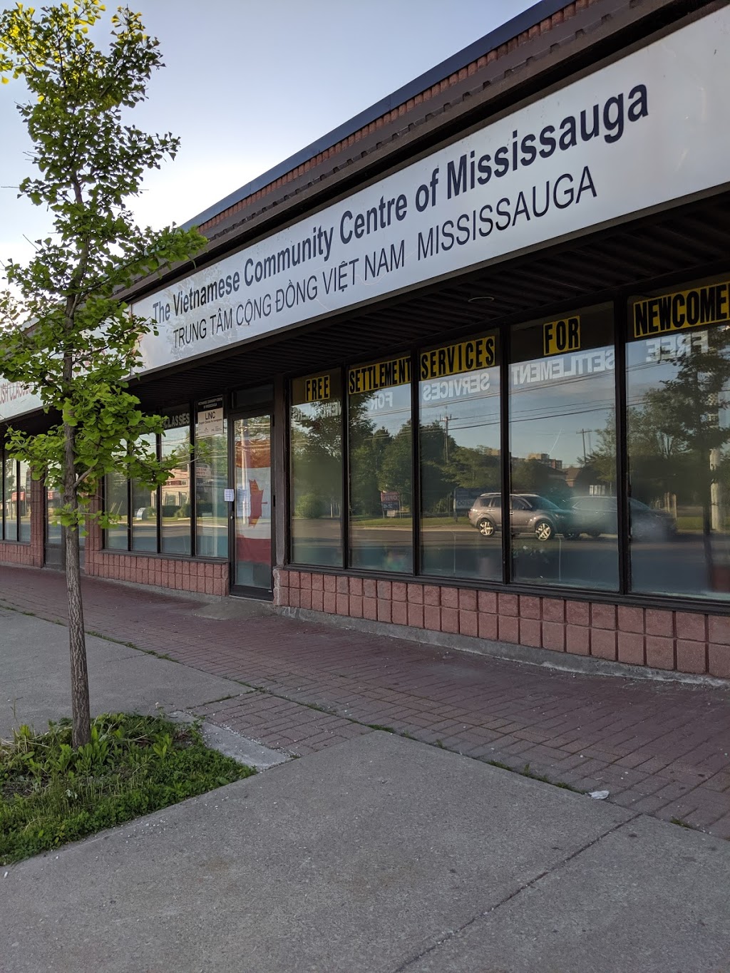 Vietnamese Community Centre of Mississauga | 600 Lakeshore Rd E, Mississauga, ON L5G 1J4, Canada | Phone: (905) 891-3825