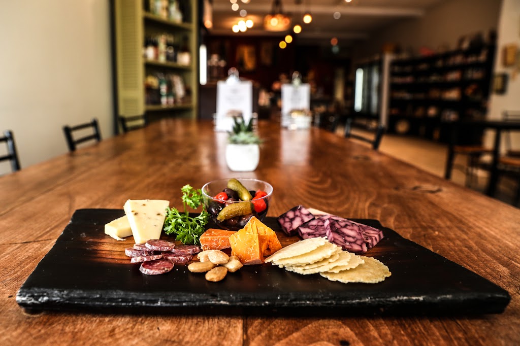 Fromage | 4 Brighton Pl, Orangeville, ON L9W 3C5, Canada | Phone: (519) 307-7070