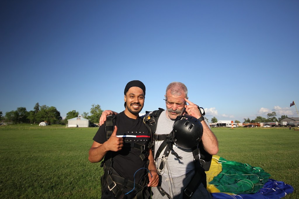 Skydive SWOOP | 461 ON-5, Dundas, ON L9H 5E2, Canada | Phone: (905) 628-4251