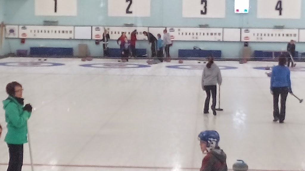 CFB Halifax Curling Club | 6441 Hawk Terrace, Halifax, NS B3K 5Y5, Canada | Phone: (902) 455-1444