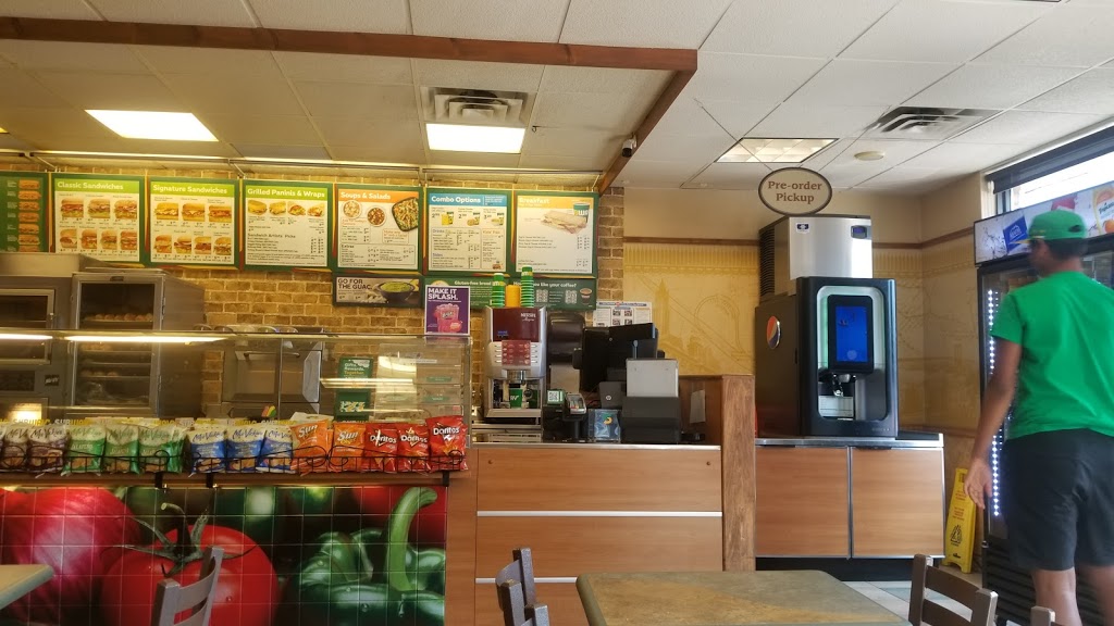 Subway | 200 King St E, Gananoque, ON K7G 1G5, Canada | Phone: (613) 382-8988