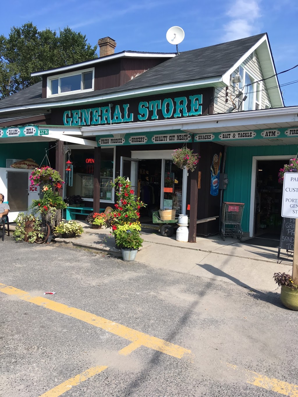 Port Severn General Store | 3274 Port Severn Road Port Severn, Severn, ON L0K 1S0, Canada | Phone: (705) 538-1789