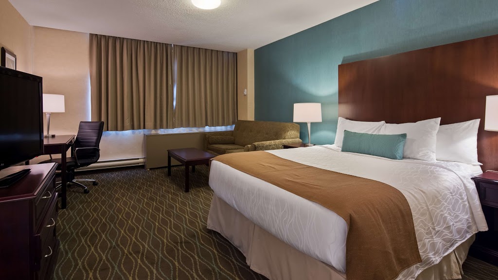 Best Western Plus Durham Hotel & Conference Centre | 559 Bloor St W, Oshawa, ON L1J 5Y6, Canada | Phone: (905) 723-5271