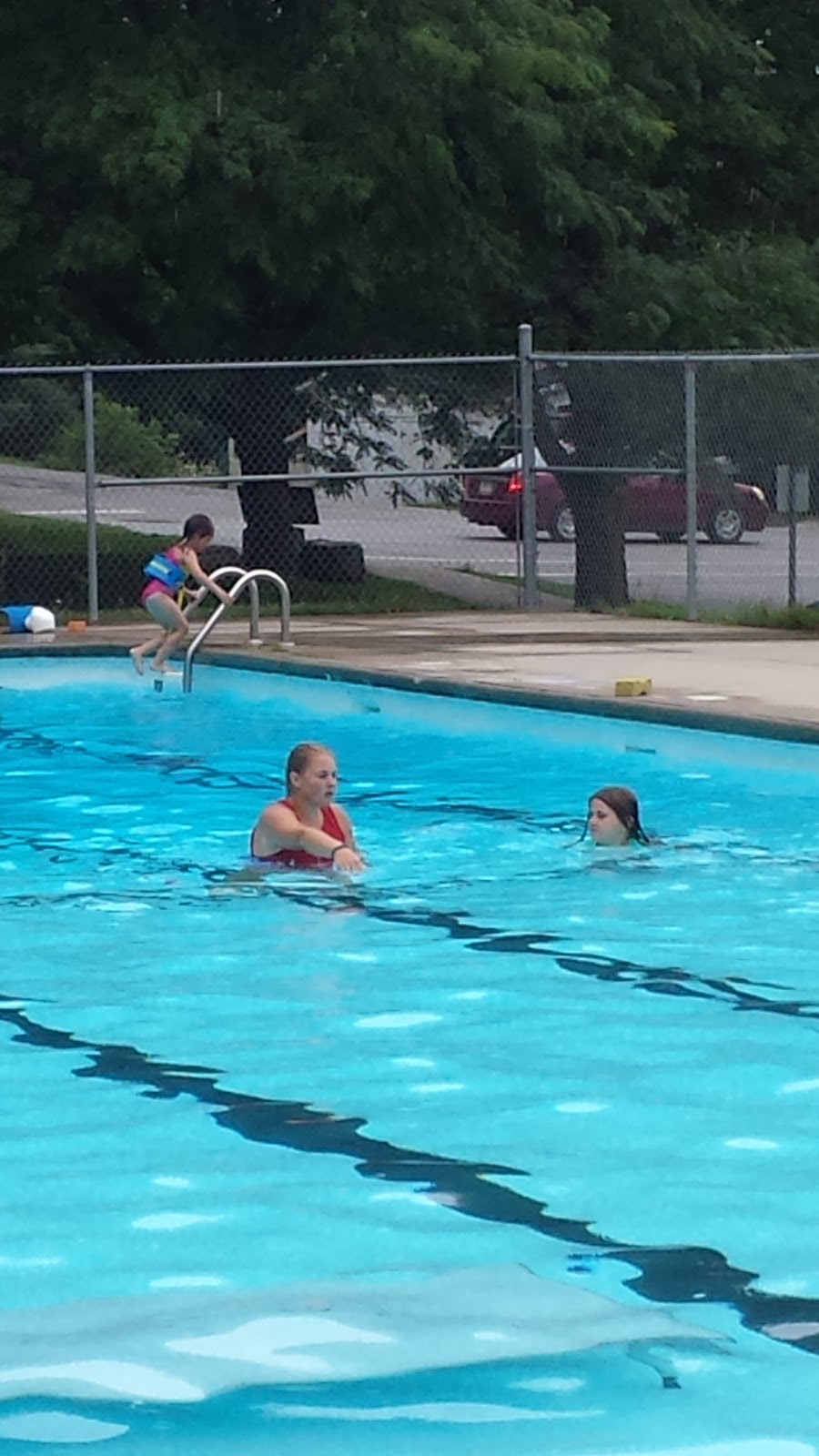 Campbellford Pool | 21 Ranney St N, Campbellford, ON K0L 1L0, Canada | Phone: (705) 632-0220