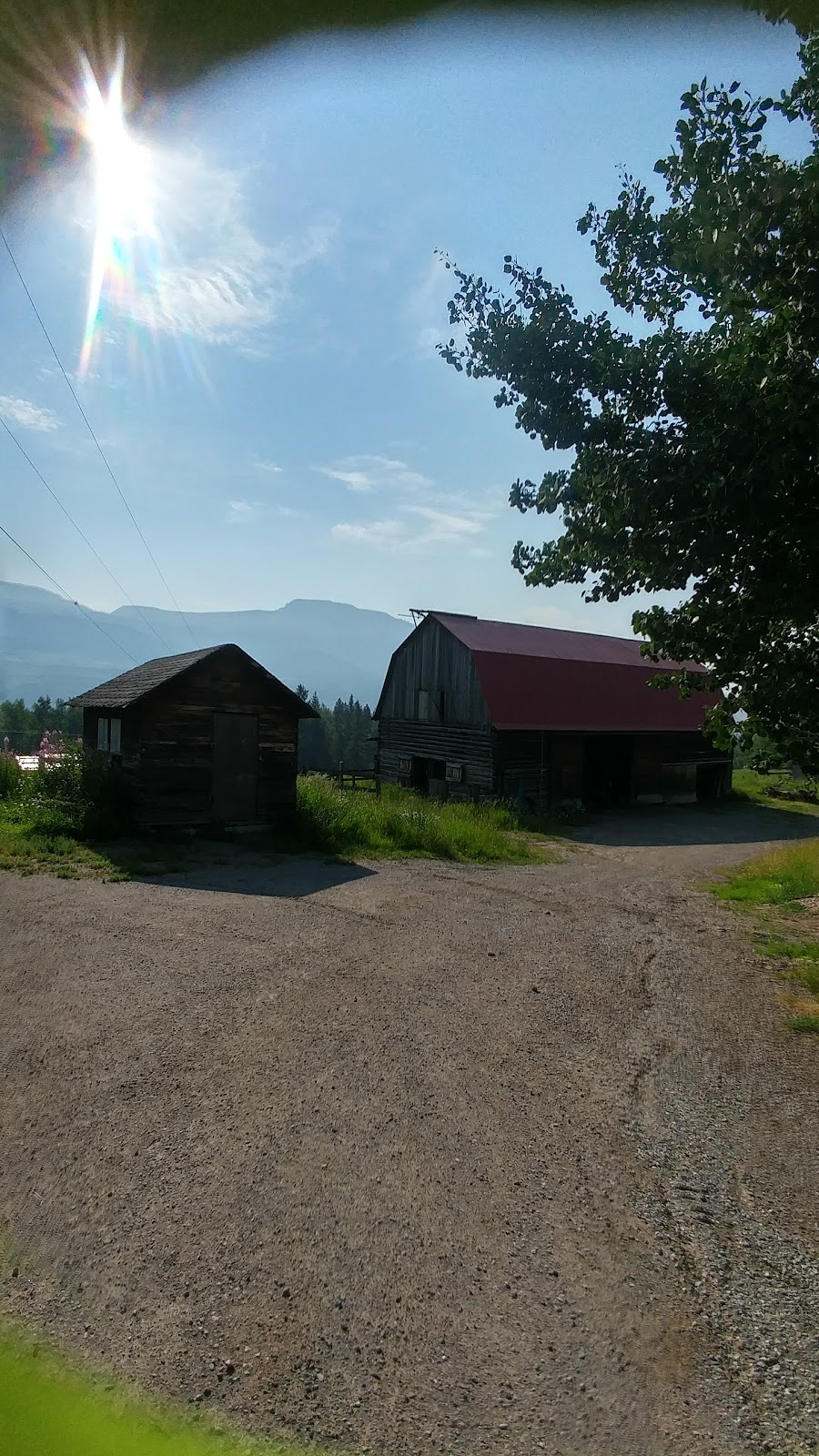 Holley Lane Bed & Breakfast | Holley Rd, Sparwood, BC V0B 2G3, Canada | Phone: (250) 425-2636