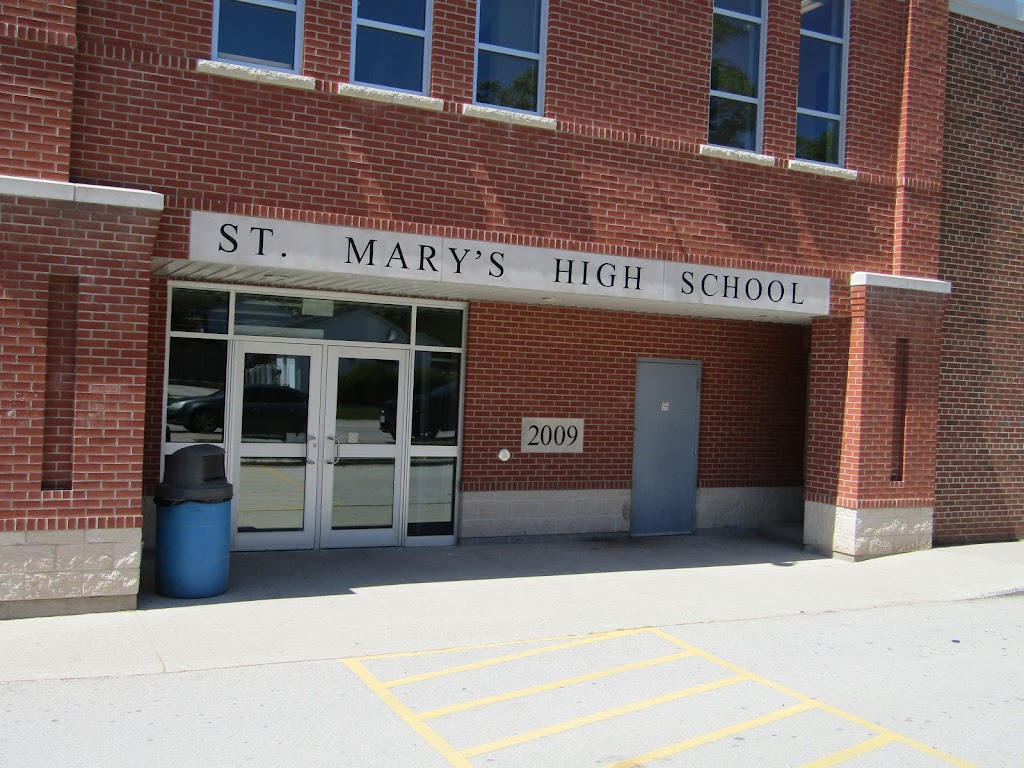 St. Marys High School | 555 15th St E, Owen Sound, ON N4K 1X2, Canada | Phone: (519) 376-4278