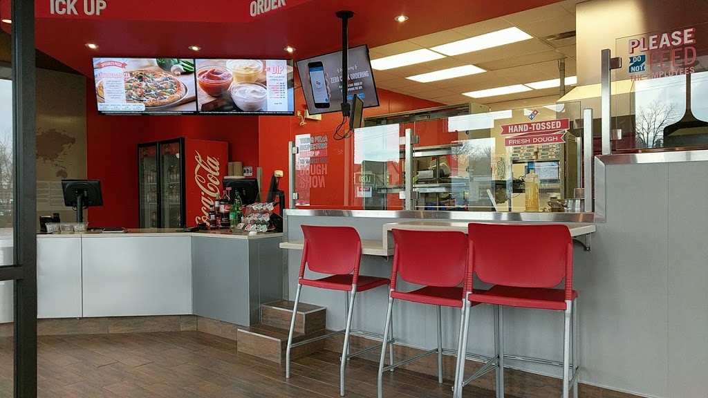 Dominos | 60 Charles St W Unit #5, Ingersoll, ON N5C 2L6, Canada | Phone: (519) 303-4000