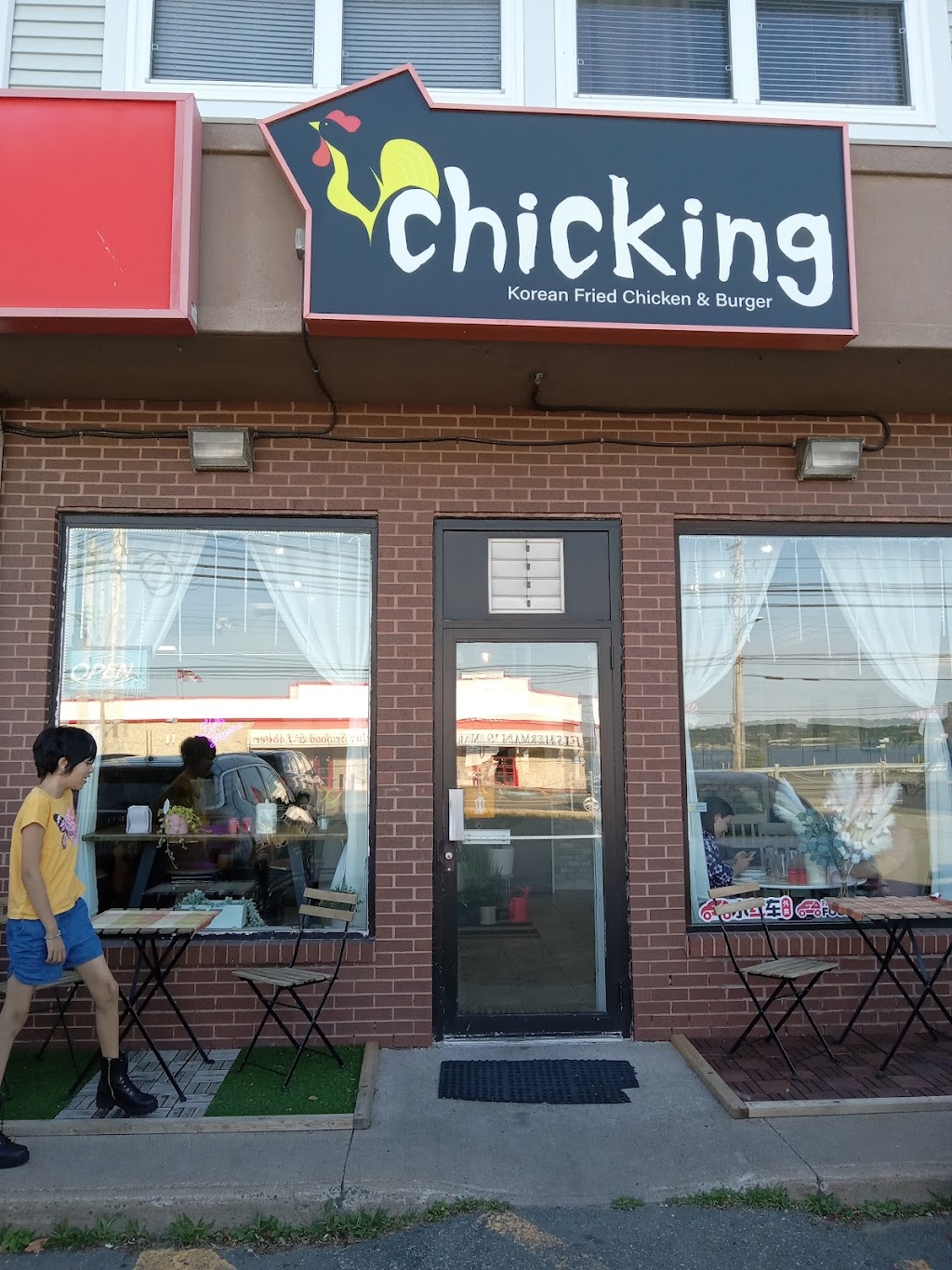 Chicking | 604 Bedford Hwy, Halifax, NS B3M 2L8, Canada | Phone: (902) 406-7070