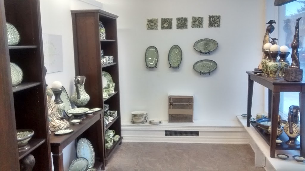 Arabesque Pottery | 4324 31, Williamsburg, ON K0C 2H0, Canada | Phone: (613) 816-9034