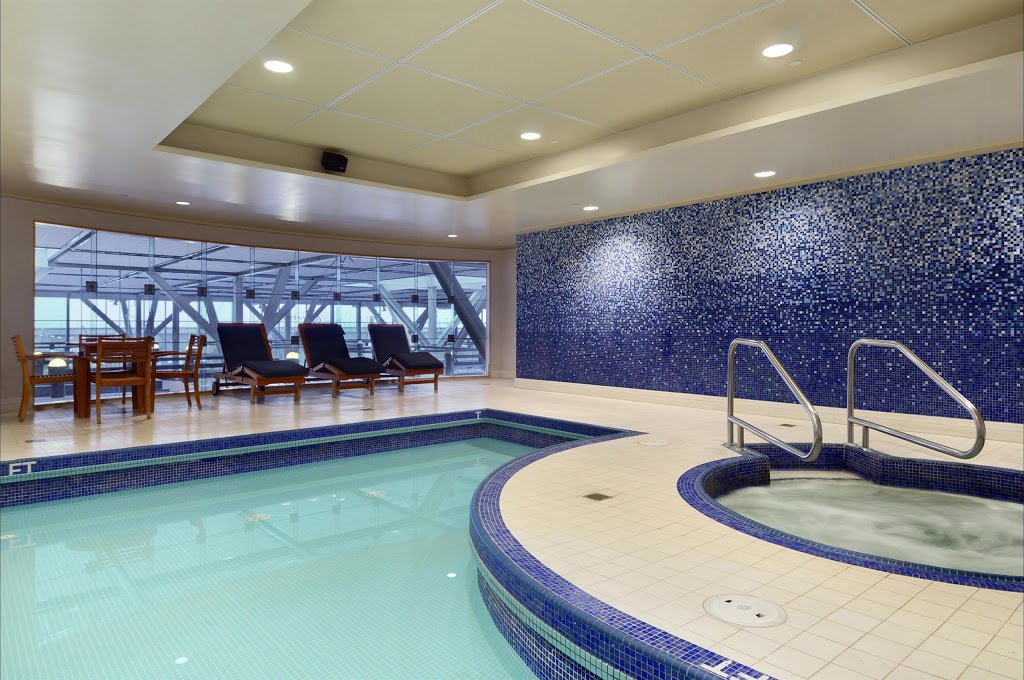 Fairmont Vancouver Airport | 3111 Grant McConachie Way, Richmond, BC V7B 0A6, Canada | Phone: (604) 207-5200