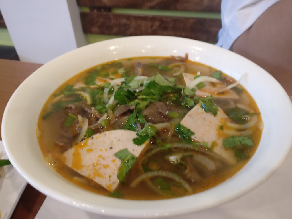 Pho Asie | 3273 Rue Jean-Talon Est, Montréal, QC H2A 1W6, Canada | Phone: (514) 727-8888