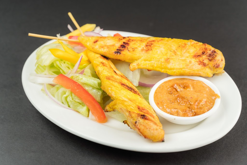 Jatujak Thai Cuisine | 5651 Steeles Ave East. Unit #7 & 8, Toronto, ON M1V 5P6, Canada | Phone: (416) 293-9939