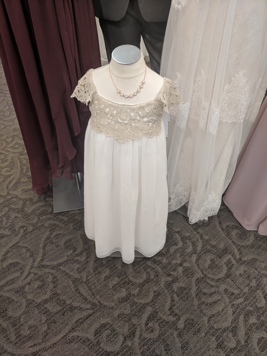 Davids Bridal | 10185 13 Ave NW, Edmonton, AB T6N 0B6, Canada | Phone: (780) 437-0179