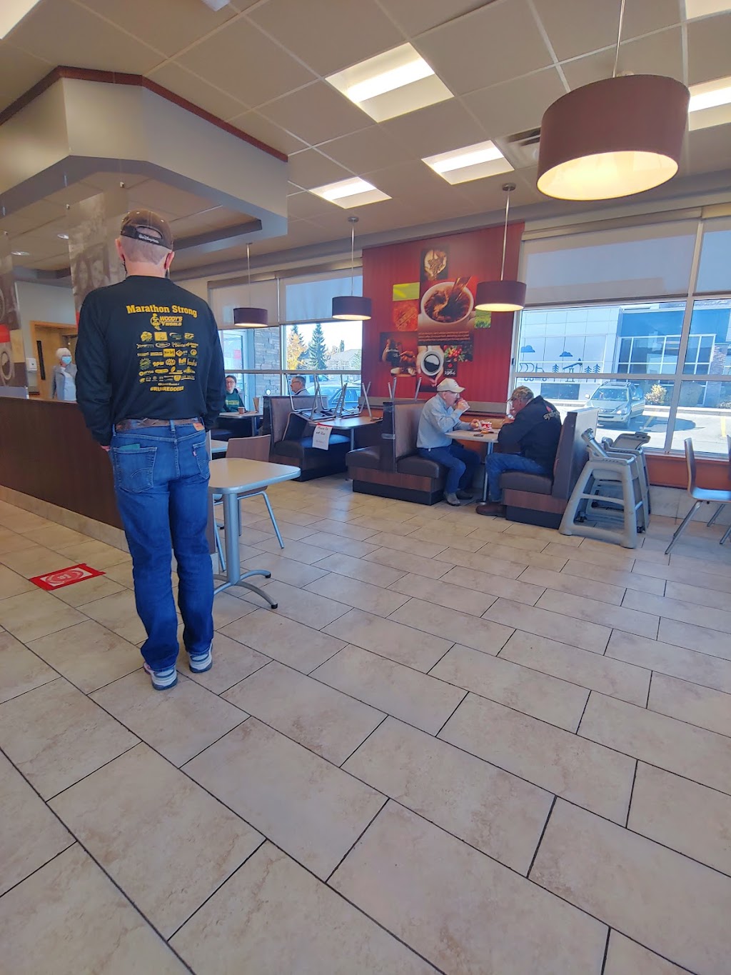 Tim Hortons | 4411 50 St, Innisfail, AB T4G 1P3, Canada | Phone: (403) 227-1143