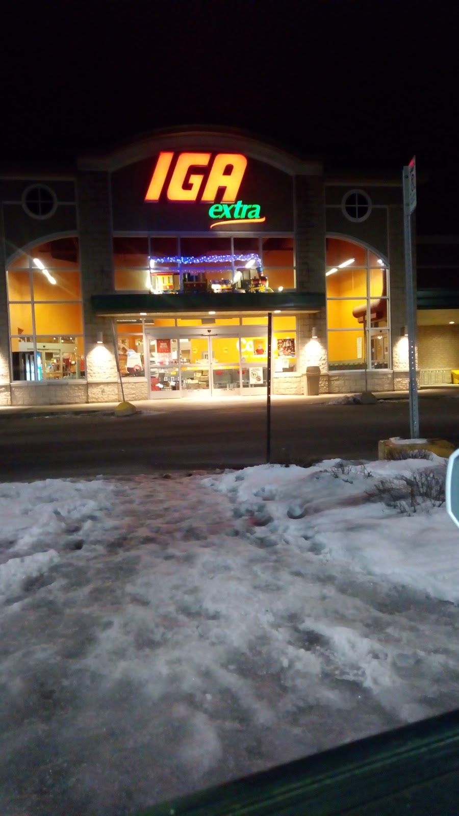 IGA extra Convivio | 1819 Avenue Industrielle, Québec, QC G3K 1L8, Canada | Phone: (418) 843-6767