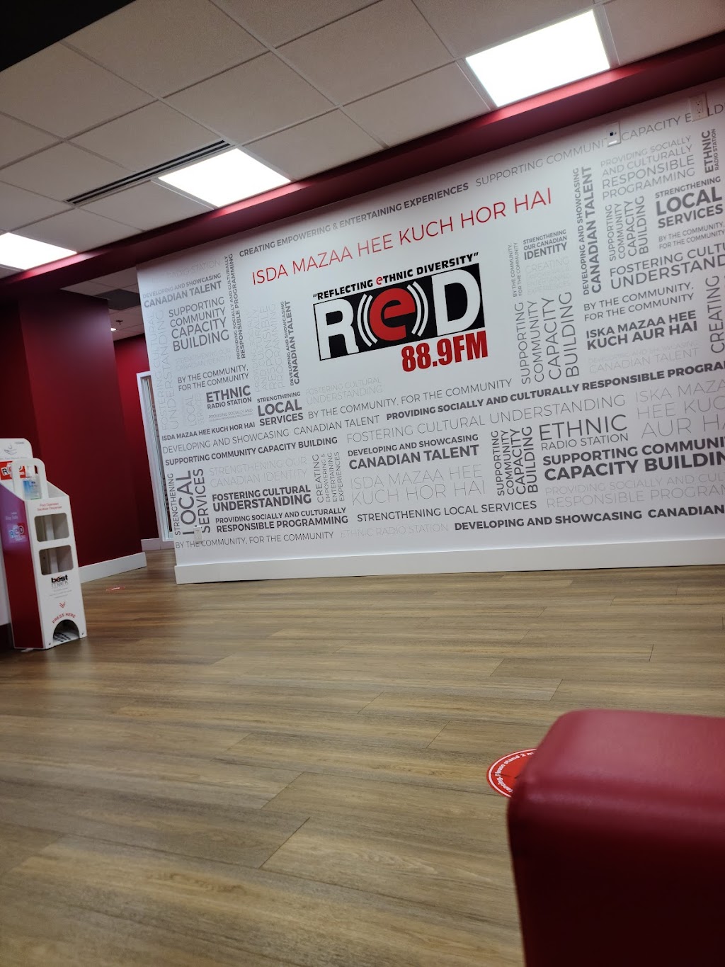 RED FM Toronto | 7 Sun Pac Blvd Unit 1, Brampton, ON L6S 5P6, Canada | Phone: (905) 790-1100