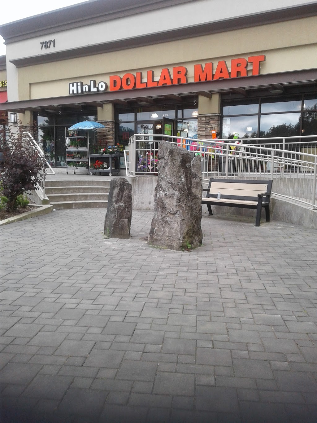 Hi N Lo Dollar Mart | 7871 Stave Lake St, Mission, BC V2V 4G7, Canada | Phone: (604) 820-5170