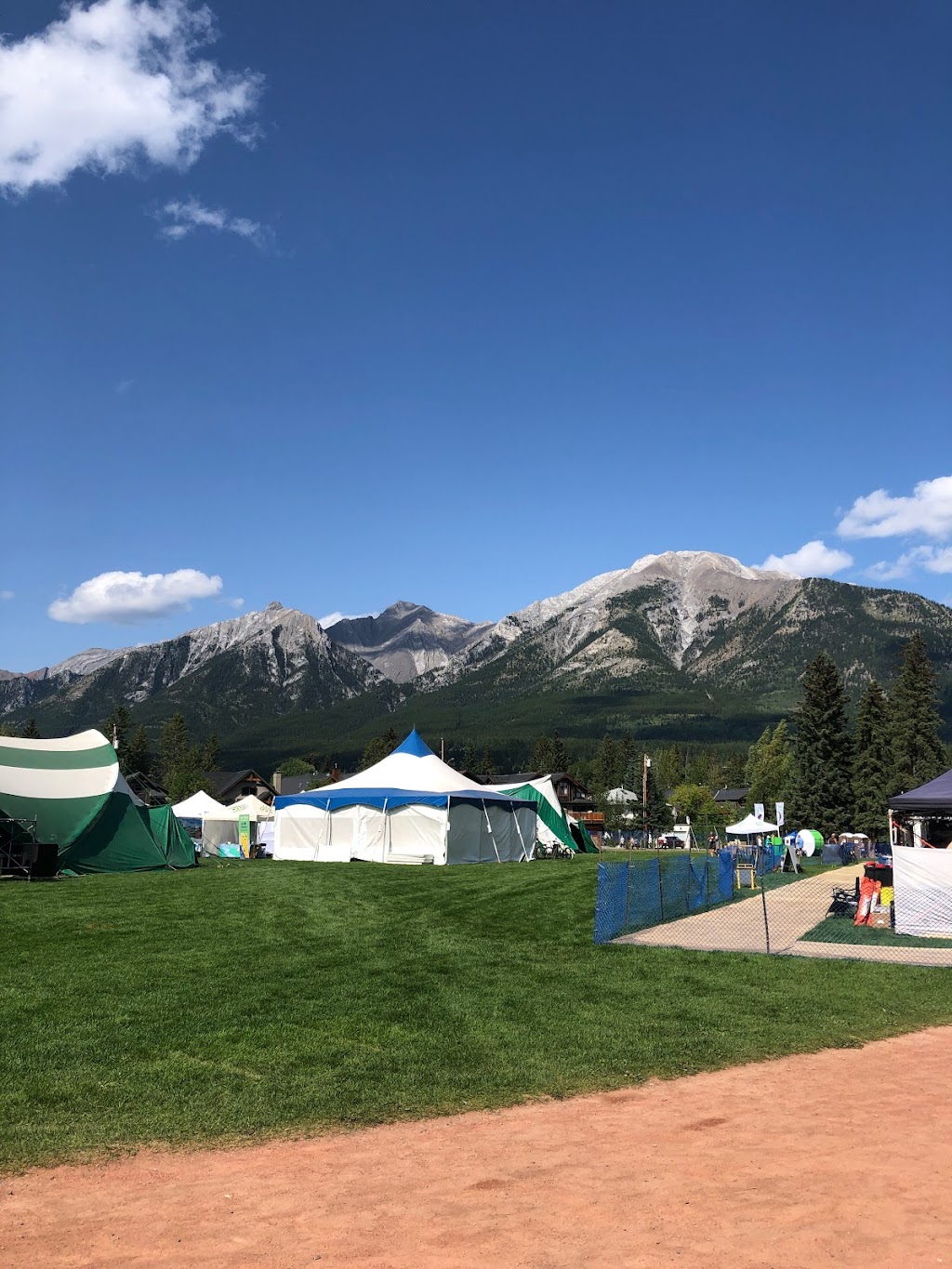 Canmore Folk Music Festival | 3JPR+WX, Canmore, AB T1W, Canada | Phone: (403) 678-2524