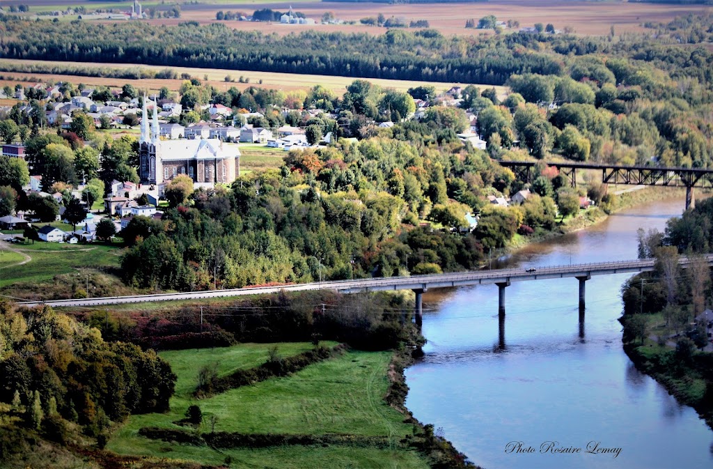 St-Leonard DAston Town Ofc | 444 Rue de lExposition, Saint-Léonard-dAston, QC J0C 1M0, Canada | Phone: (819) 399-2596