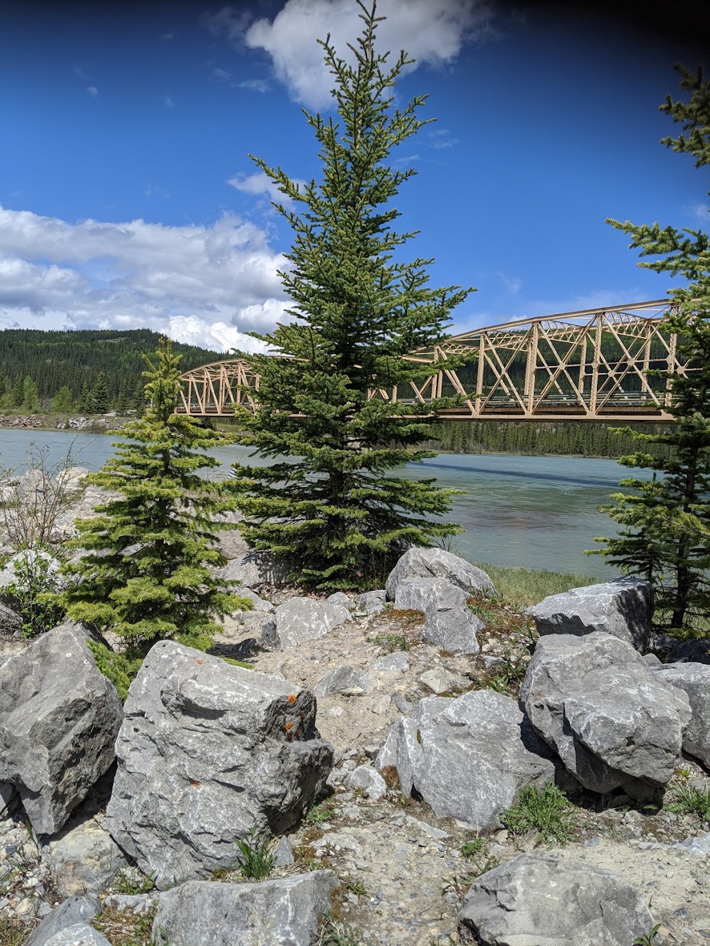 Aylmer Provincial Recreation Area | Clearwater County, AB T0M 2H0, Canada | Phone: (877) 537-2757