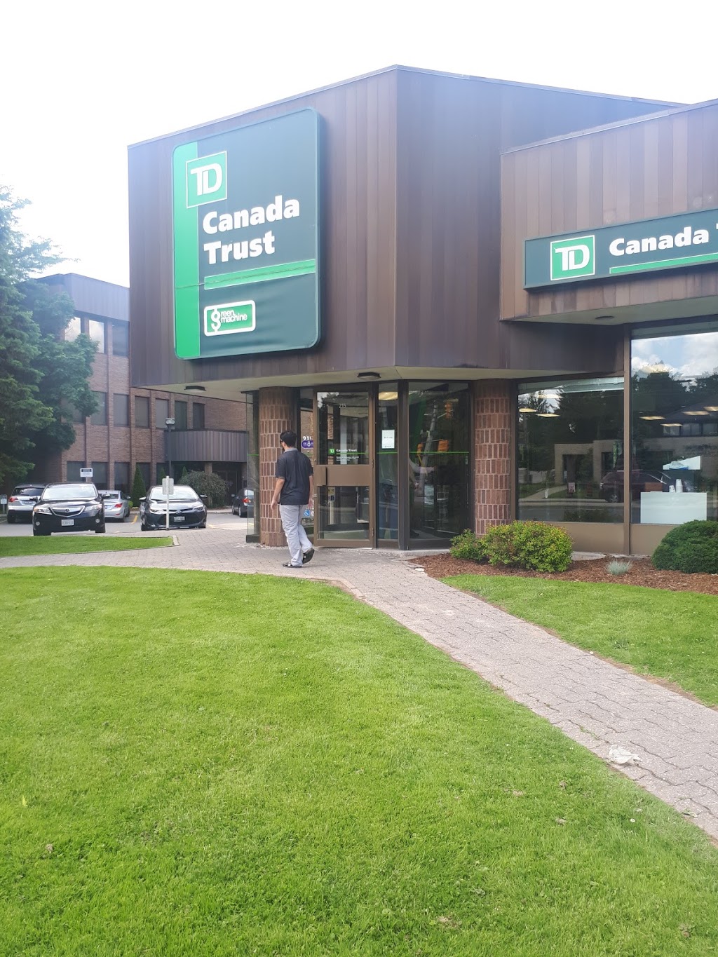 TD Canada Trust Branch and ATM | 215 Oxford St W, London, ON N6H 1S5, Canada | Phone: (519) 673-6490