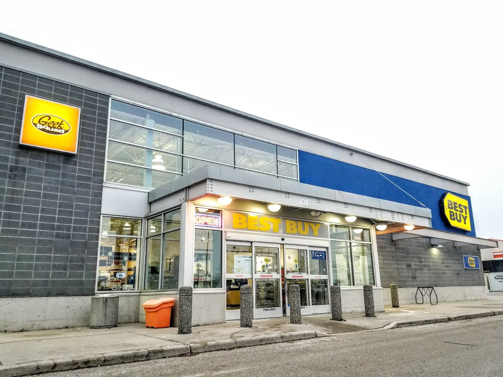 Best Buy | 802 St Clair St, Chatham-Kent, ON N7L 0E8, Canada | Phone: (519) 354-5525