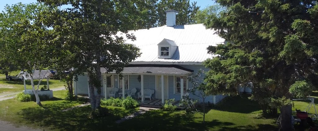 Gîte la Charmeuse | 1640 QC-138, Saint-Siméon, QC G0T 1X0, Canada | Phone: (418) 514-9268