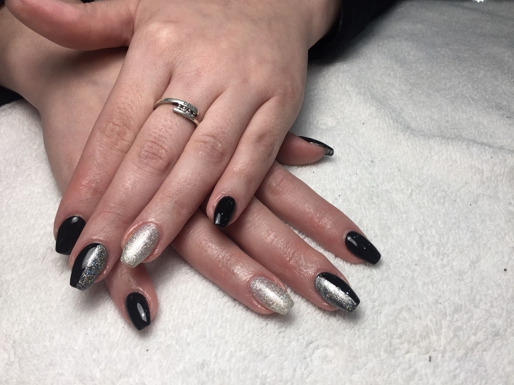 Ongle Sophia | 13642 Bd du Curé-Labelle, Mirabel, QC J7J 1K3, Canada | Phone: (514) 963-9291