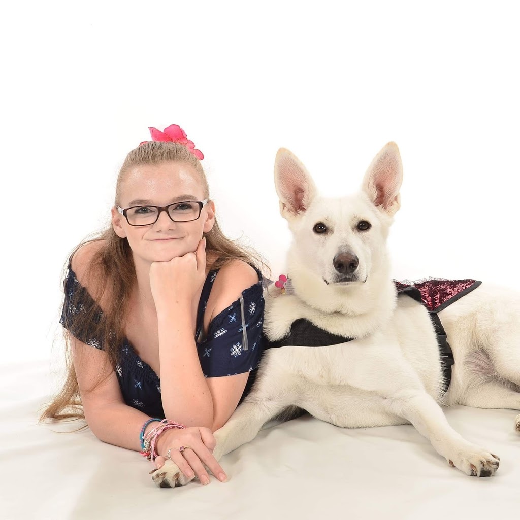 Thames Centre Service Dogs | 23698 Sutherland Rd, Mount Brydges, ON N0L 1W0, Canada | Phone: (519) 318-4658