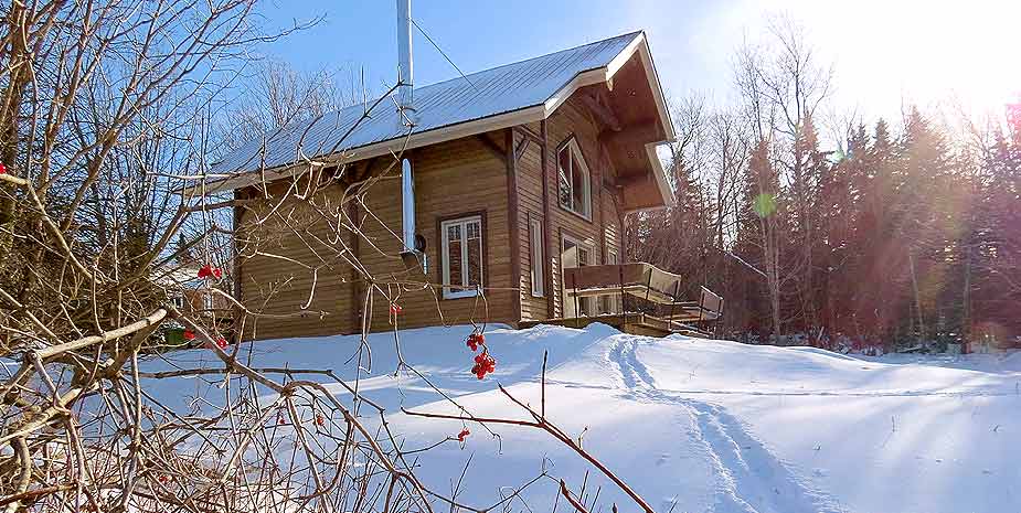 Chalet Équinoxe | 3194 Route Chesham, Val-Racine, QC G0Y 1E1, Canada | Phone: (819) 583-7350