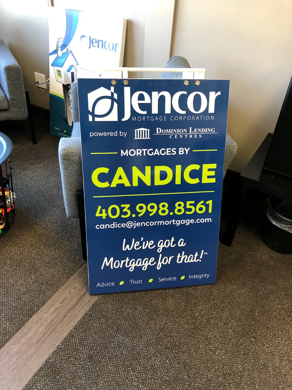 Candice Light - Jencor Mortgage Okotoks | 31 Southridge Dr #199, Okotoks, AB T1S 2N3, Canada | Phone: (403) 998-8561