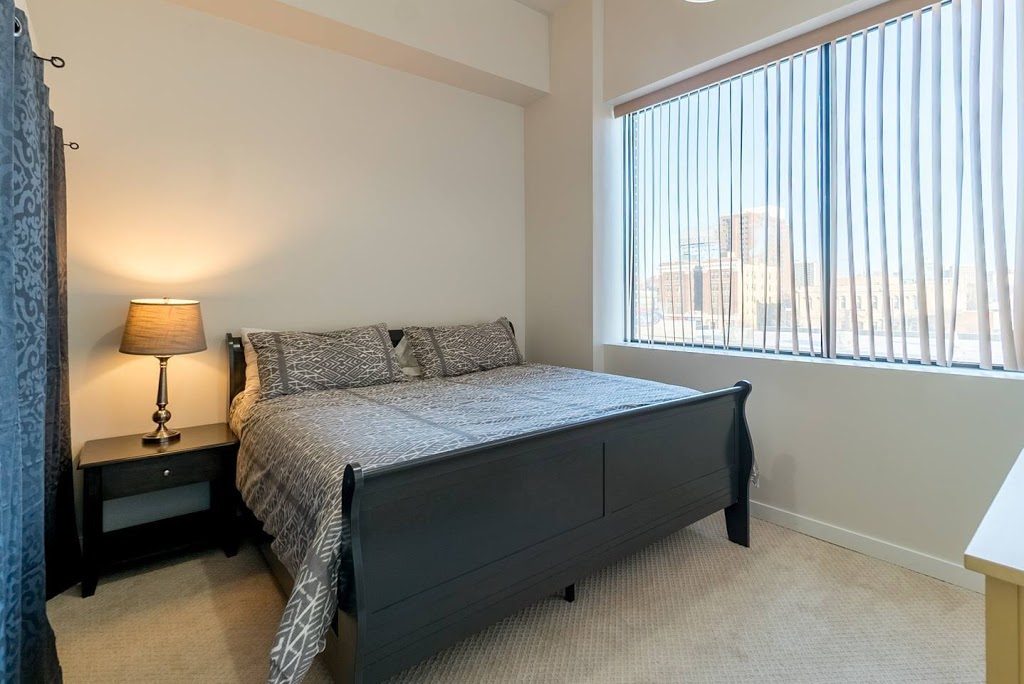 Executive Stay | 686 Portage Ave, Winnipeg, MB R3G 0M6, Canada | Phone: (431) 338-2060