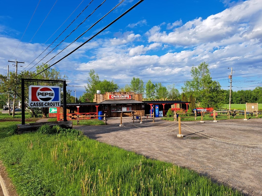 Casse Croûte La Ferme | 180 Rue Mathieu, Deschambault, QC G0A 1S0, Canada | Phone: (418) 286-0021