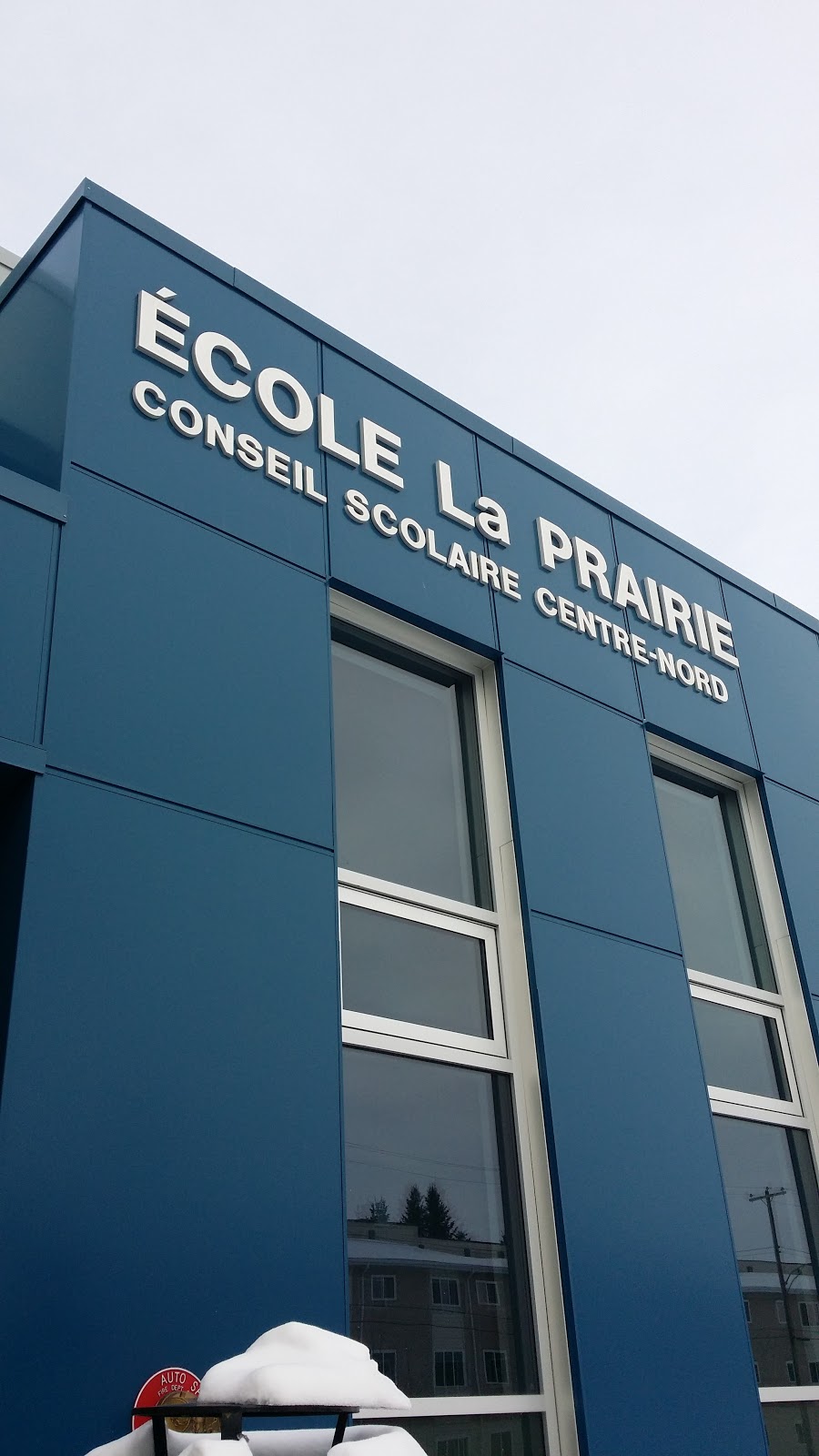 Ecole La Prairie | 4810 34 St, Red Deer, AB T4N 4R6, Canada | Phone: (403) 343-0060