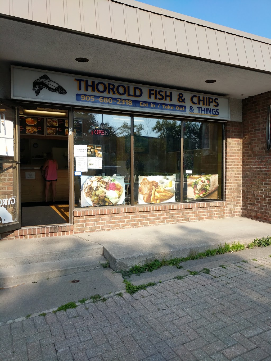 Thorold Fish and Chips | 46 Front St N, Thorold, ON L2V 1X5, Canada | Phone: (905) 680-2318