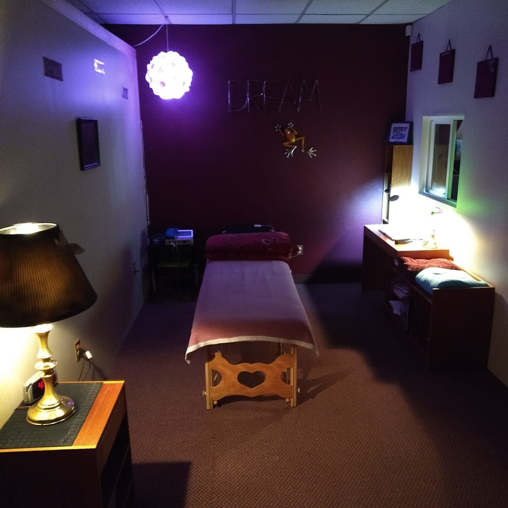 Steven Hanks Massage Therapy | 132 Regent Ave W, Winnipeg, MB R2C 1P9, Canada | Phone: (204) 770-4414