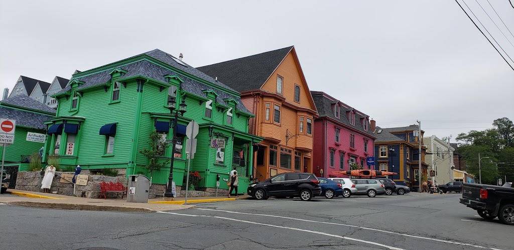 The South Shore Fish Shack | 108 Montague St, Lunenburg, NS B0J 2C0, Canada | Phone: (902) 634-3232