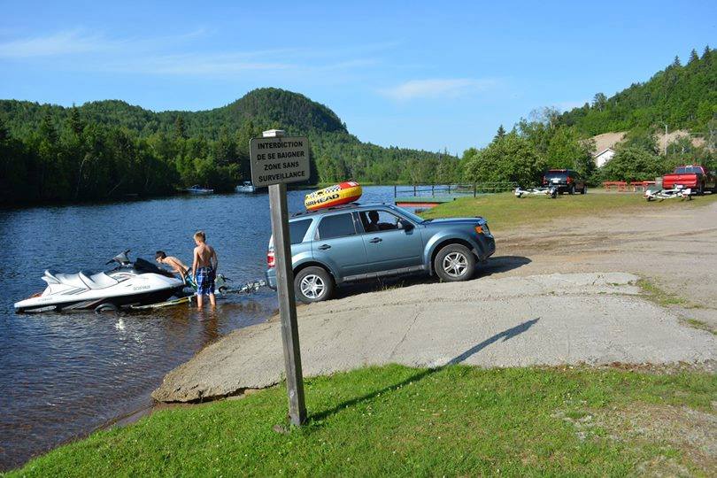 Camping la Tuque | 1 Rue de la Rivière, La Tuque, QC G9X 3N6, Canada | Phone: (819) 523-4561