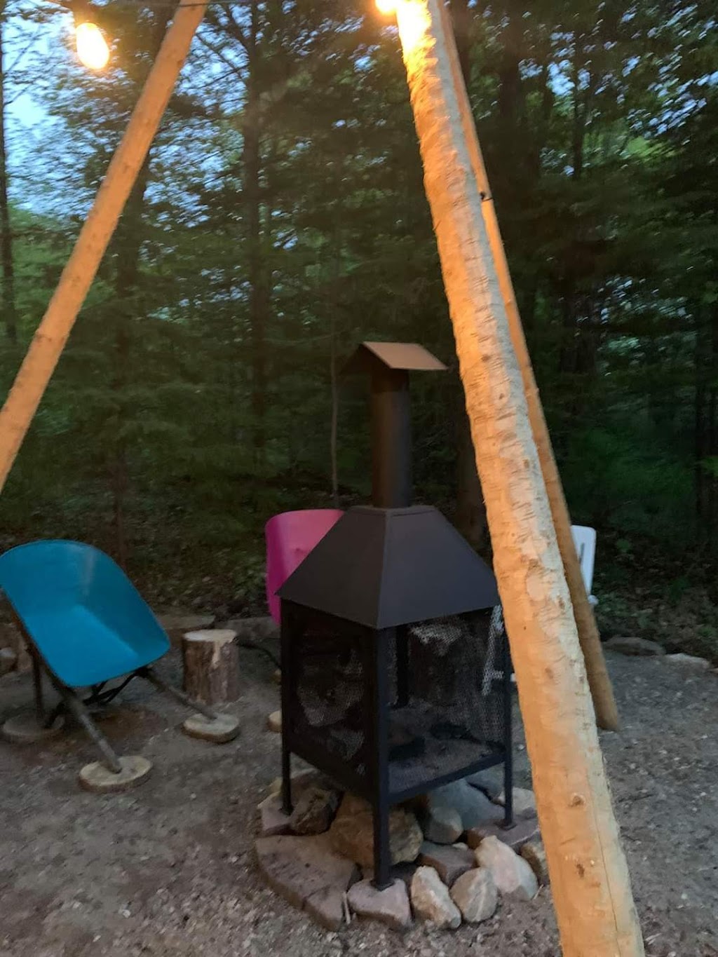 Éco Shack Nuitopia | 602-604, Rte Transcanadienne, Lac-Saguay, QC J0W 1L0, Canada | Phone: (450) 512-9846