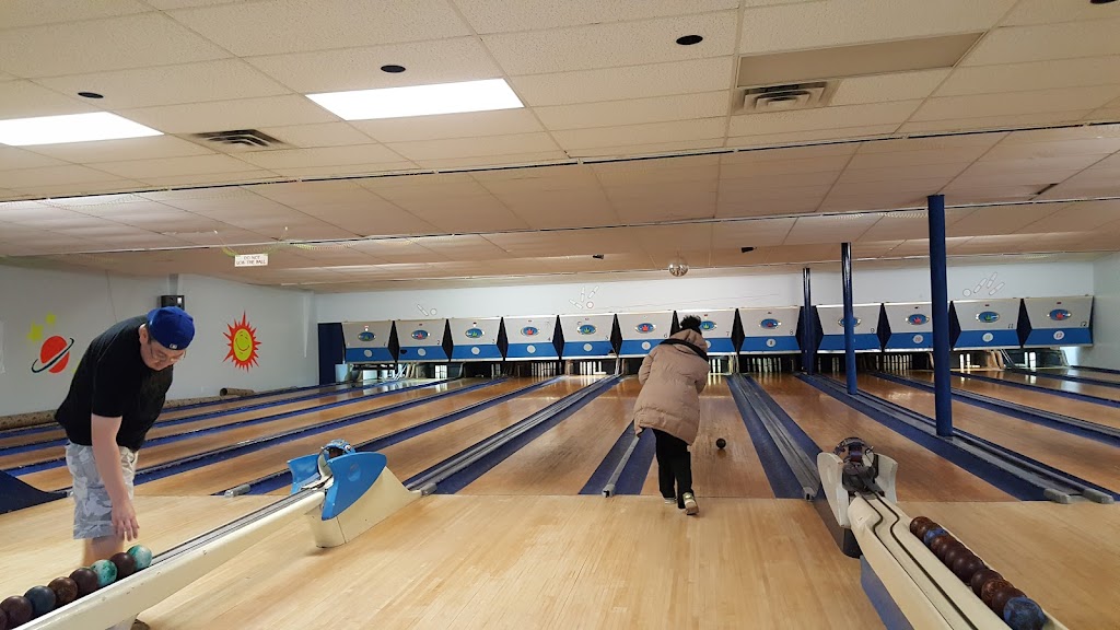 Pins Bowling Center | 3072 Old Hwy 104, Antigonish, NS B2G 2K6, Canada | Phone: (902) 863-2695