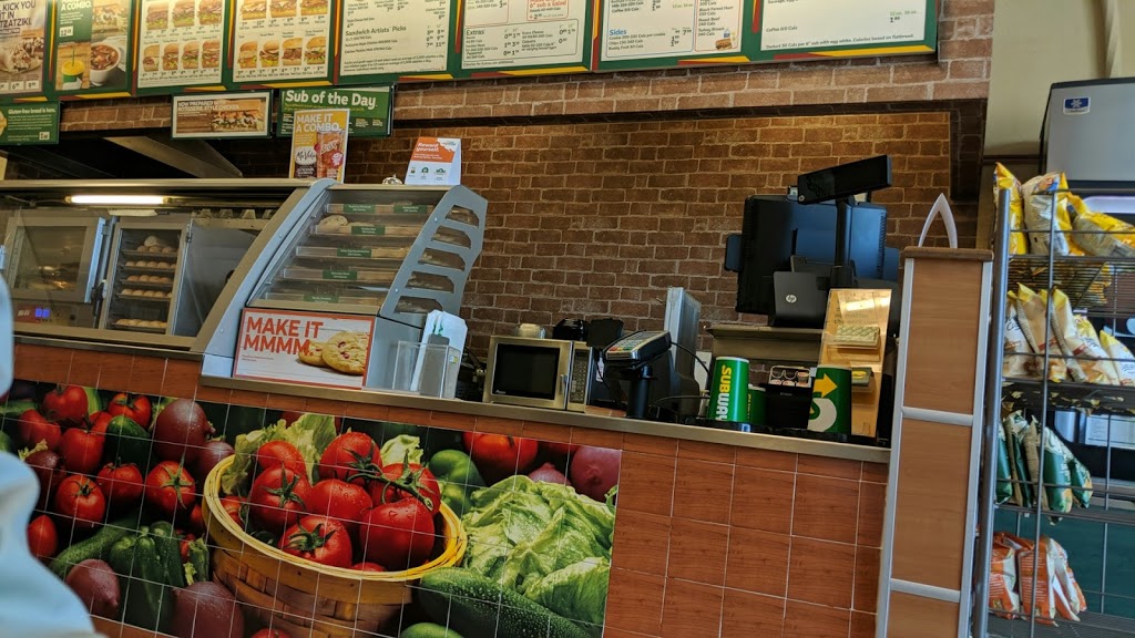 Subway | 575 Laval Dr Unit #800, Oshawa, ON L1J 0B5, Canada | Phone: (905) 571-7827