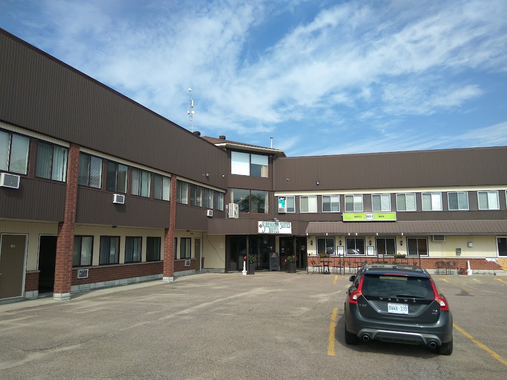 Shemron Suites Hotel | 112 Deep River Rd, Deep River, ON K0J 1P0, Canada | Phone: (613) 584-1100