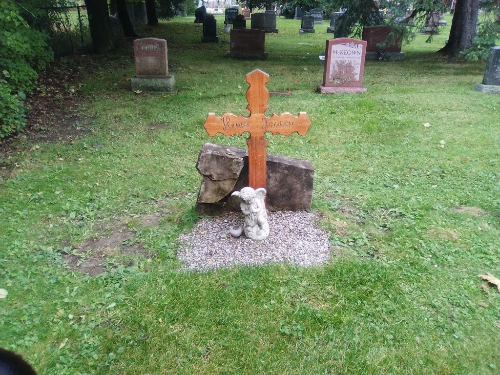 Henri Nouwen Resting Place | 12125 Yonge St, Richmond Hill, ON L4E 3M4, Canada