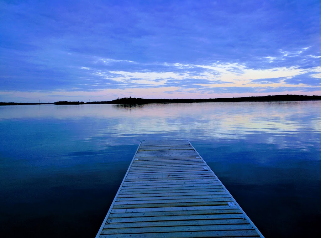 White Spruce on the Lake | Wendigo Rd, Lac du Bonnet, MB R0E 1A0, Canada | Phone: (204) 340-3090