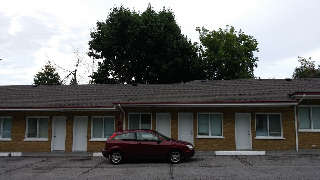 Park Motel | 3126 Kingston Rd, Scarborough, ON M1M 1P2, Canada | Phone: (416) 261-7241