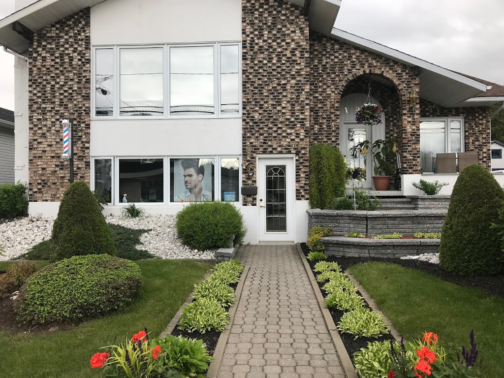 Salon Claude et Filles | 153 Rue St André, Métabetchouan-Lac-à-la-Croix, QC G8G 1V8, Canada | Phone: (418) 349-8746