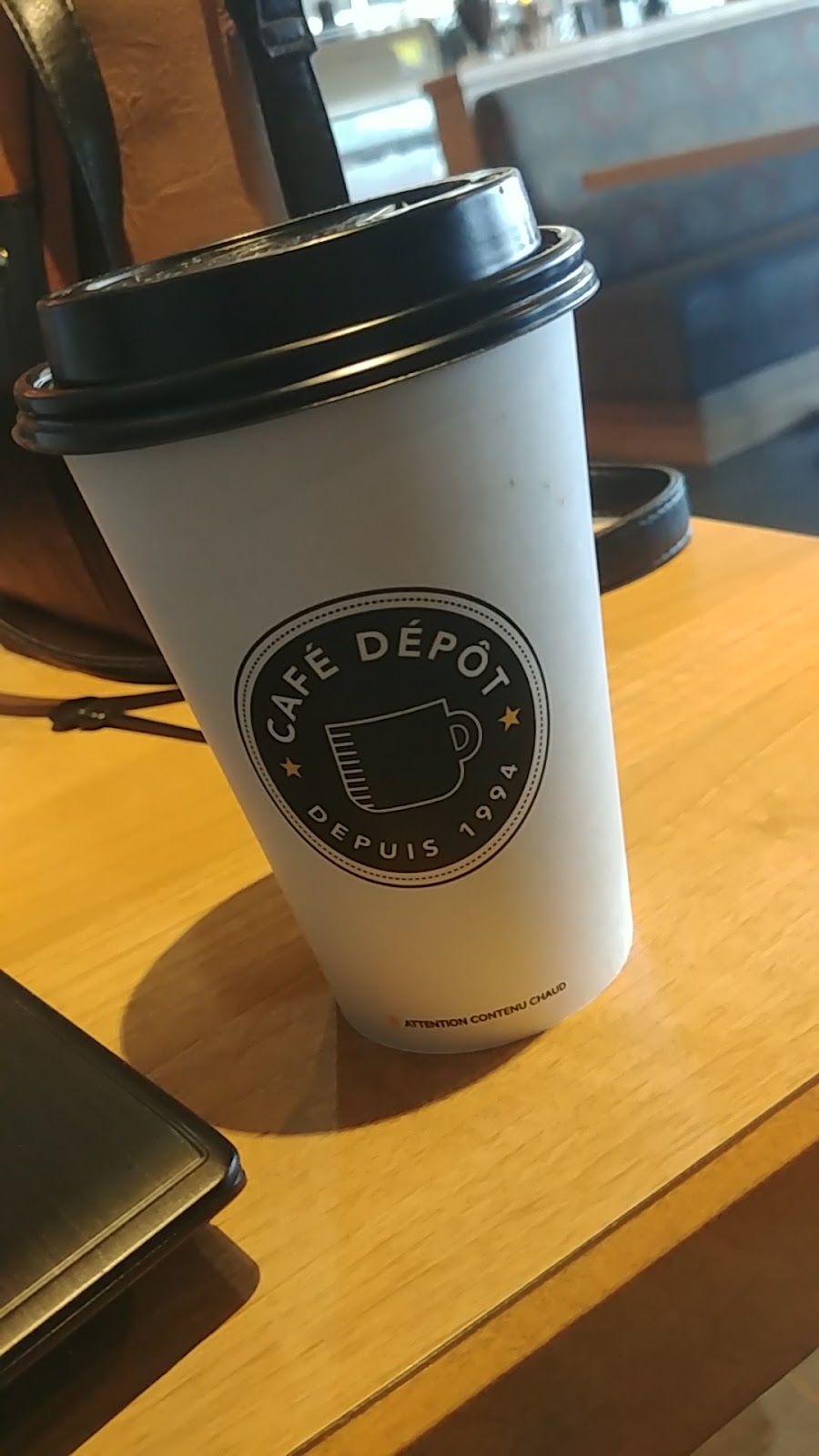 Café Dépôt | 2700 Boulevard des Entreprises, Terrebonne, QC J6X 4J8, Canada | Phone: (450) 477-0467