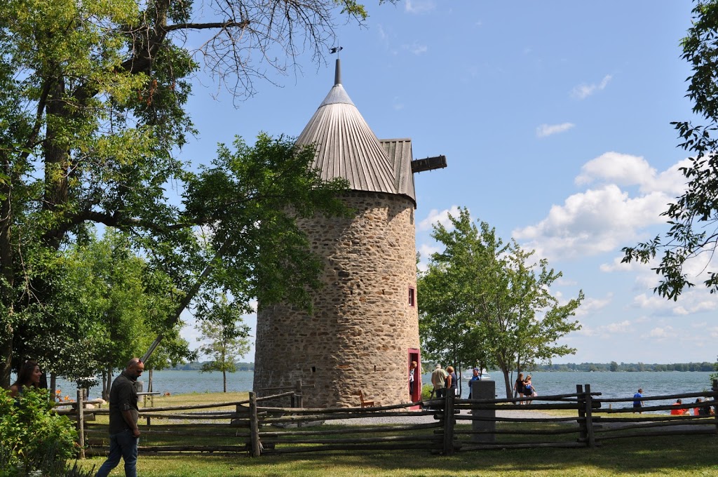 Pointe du Moulin, Ancien Amer | Notre-Dame-de-lÎle-Perrot, QC J7V 7P2, Canada | Phone: (514) 453-5936